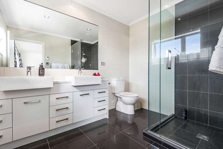 4 Oceania Place Mellons Bay_12