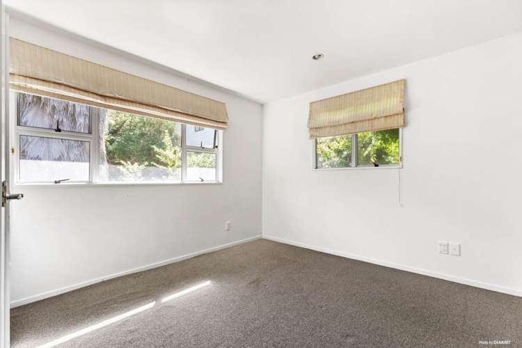 96 Hadfield Street Beach Haven_19