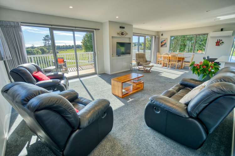 91 Beach Road Ross_13