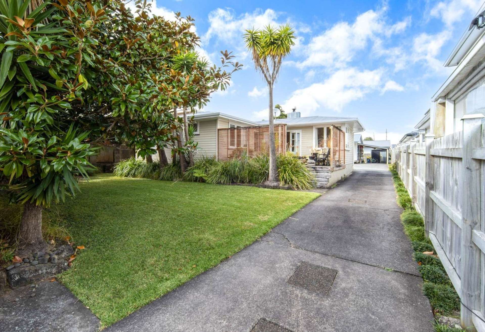 115 Wharf Road Te Atatu Peninsula_0