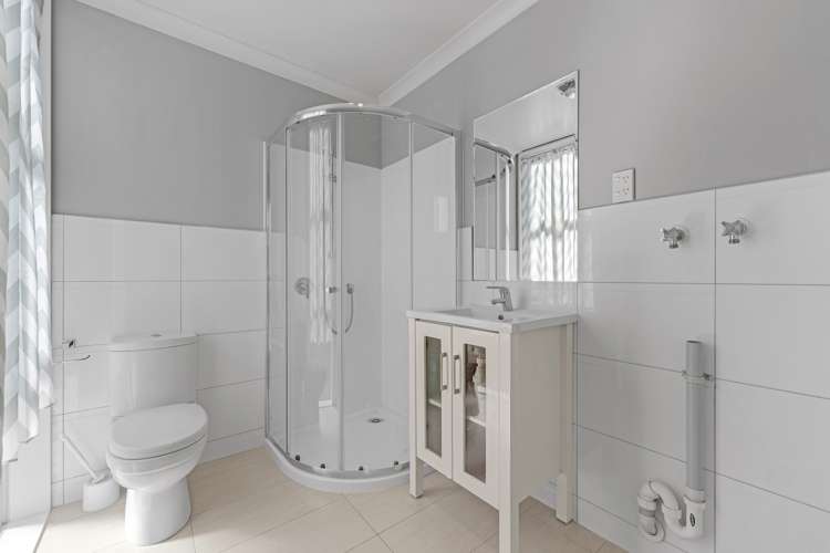 24 Kuaka Drive Takanini_16