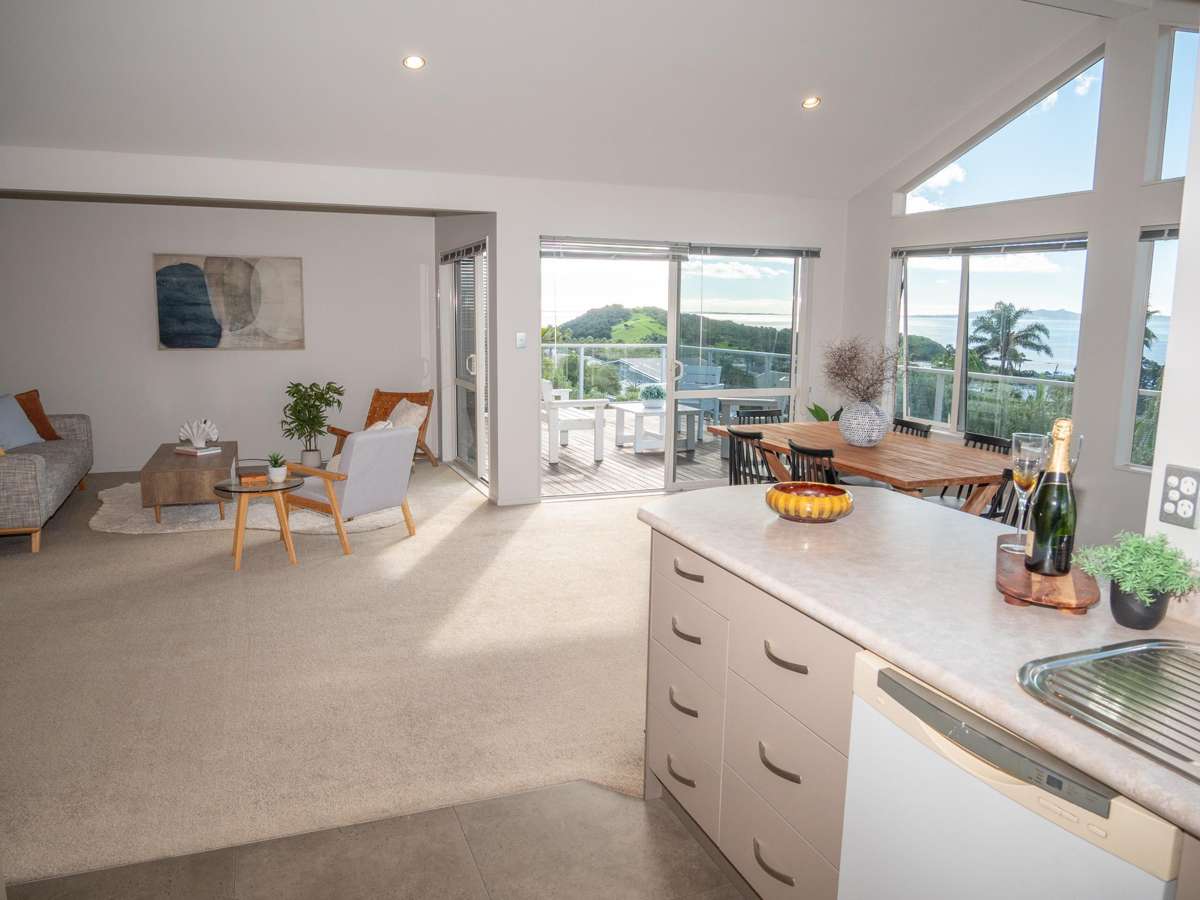 11 Christine Drive_2