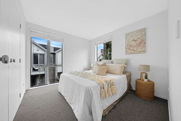 3/2B Walsall Street Avondale_11