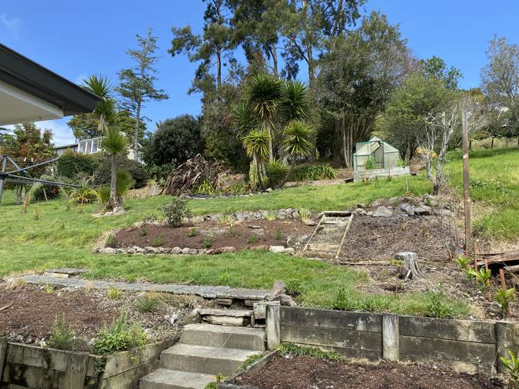 8 Willow Place Horahora_10