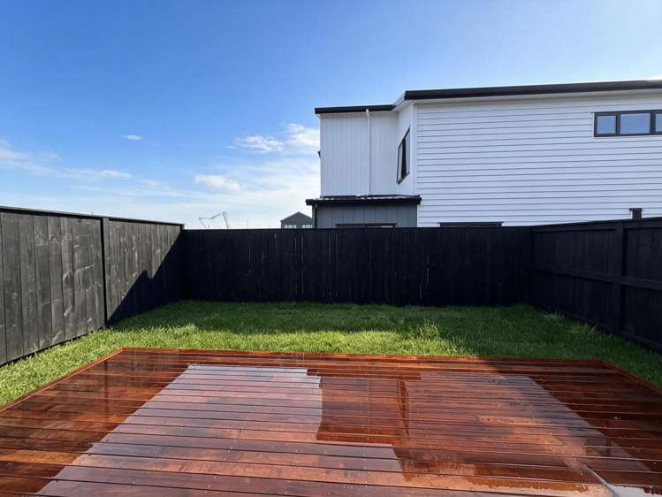 6 Lamont Street Milldale_20
