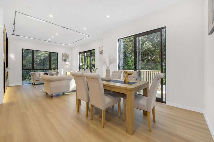 2C Hughs Way Flat Bush_9
