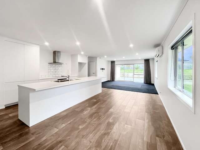 8 Wyndham Street 10920_2