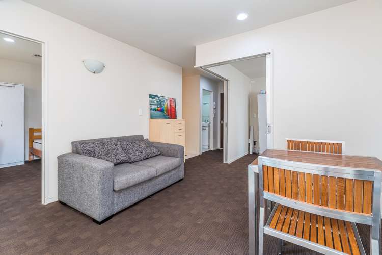 804/10 Waterloo Quadrant Auckland Central_2