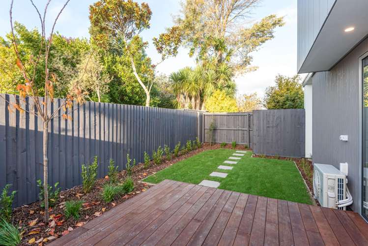 5/6 Strauss Place Somerfield_10