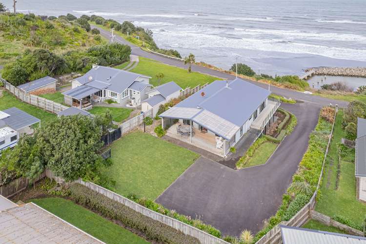 21 Sunset Parade Kai Iwi_2