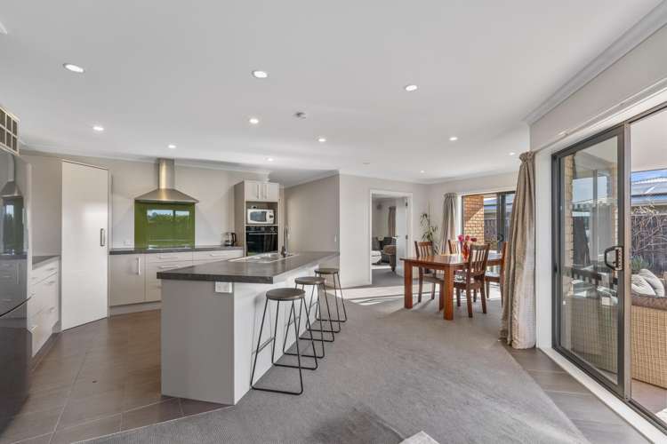 8 Brompton Close Richmond Heights_3