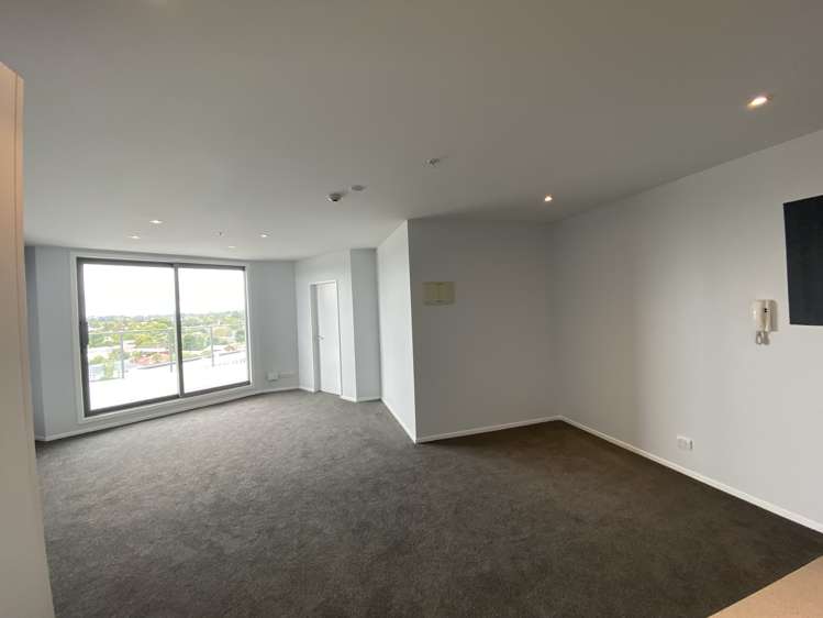 5b/84 Gunner Drive Te Atatu Peninsula_5