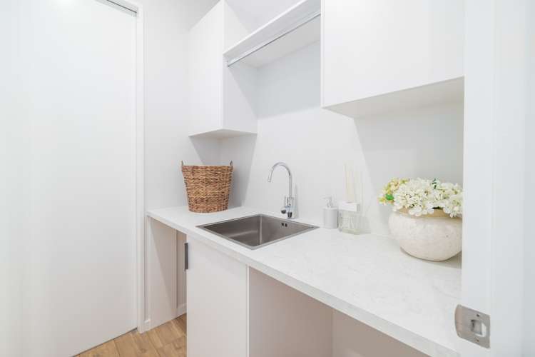 15 Inverness Lane Redcliffs_18