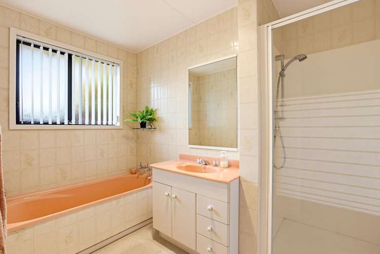 2/51 Solomon Avenue Redwood_9