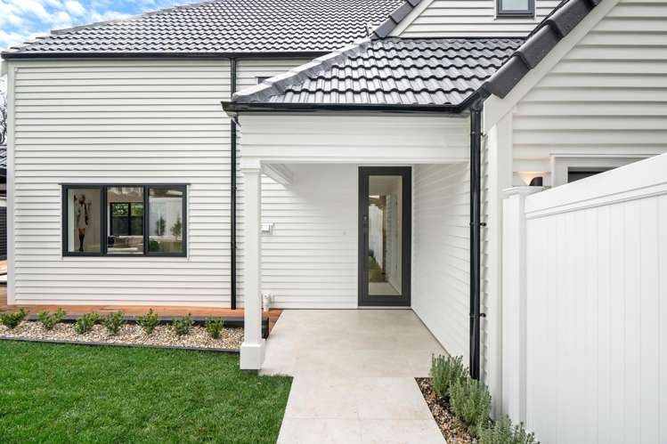 1/142 Riddell Road Glendowie_1