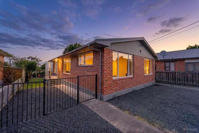 Double Glazed, Red Brick and Off Street Parking!