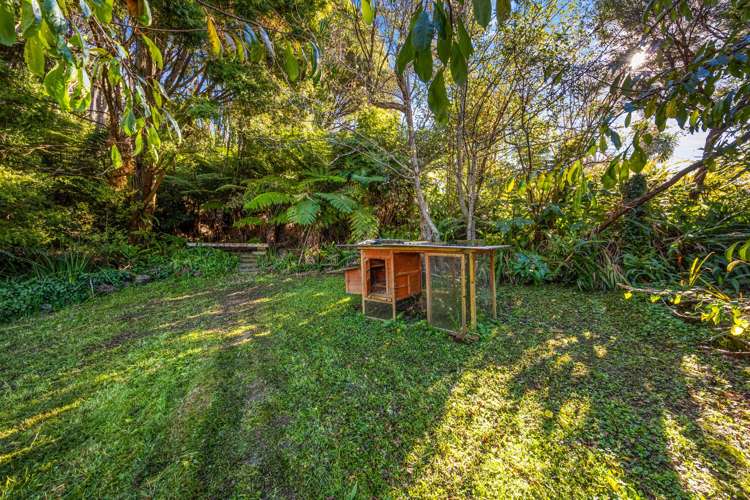 34 Rauhuia Crescent Parau_28