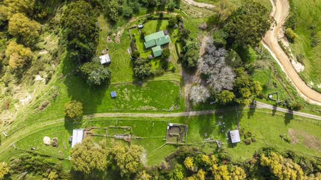 888 Kakariki Farm Road Kotemaori_2