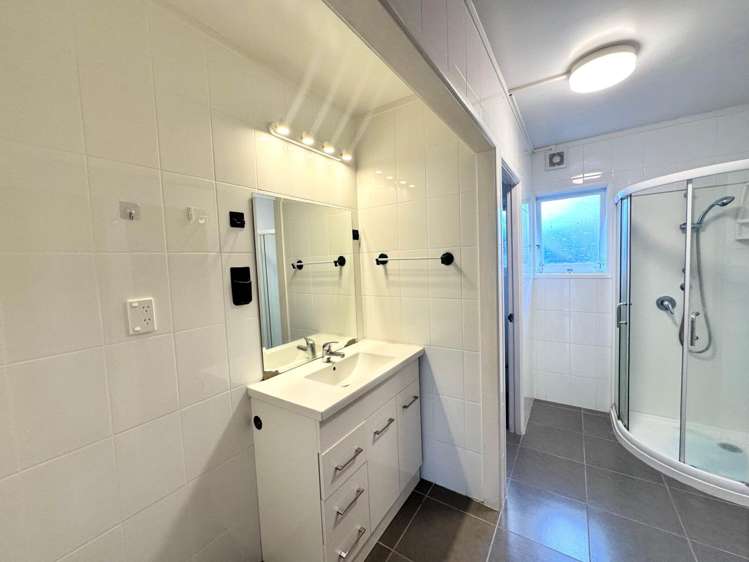 unit 3/100 St Lukes Road Mt Albert_11