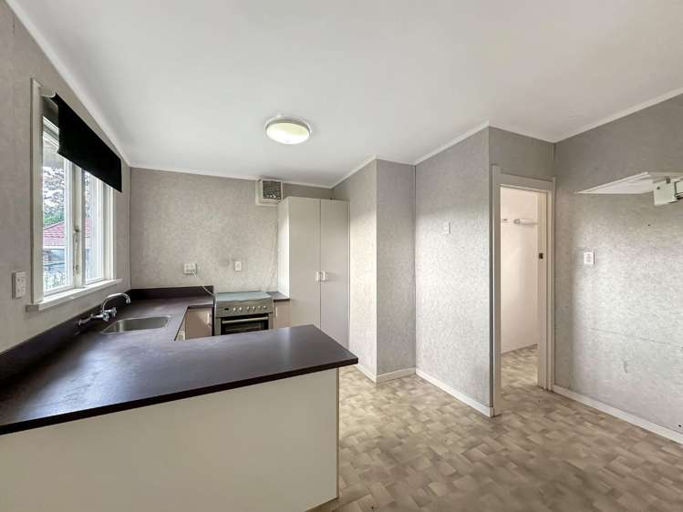 20 Marshall Avenue 1236_8