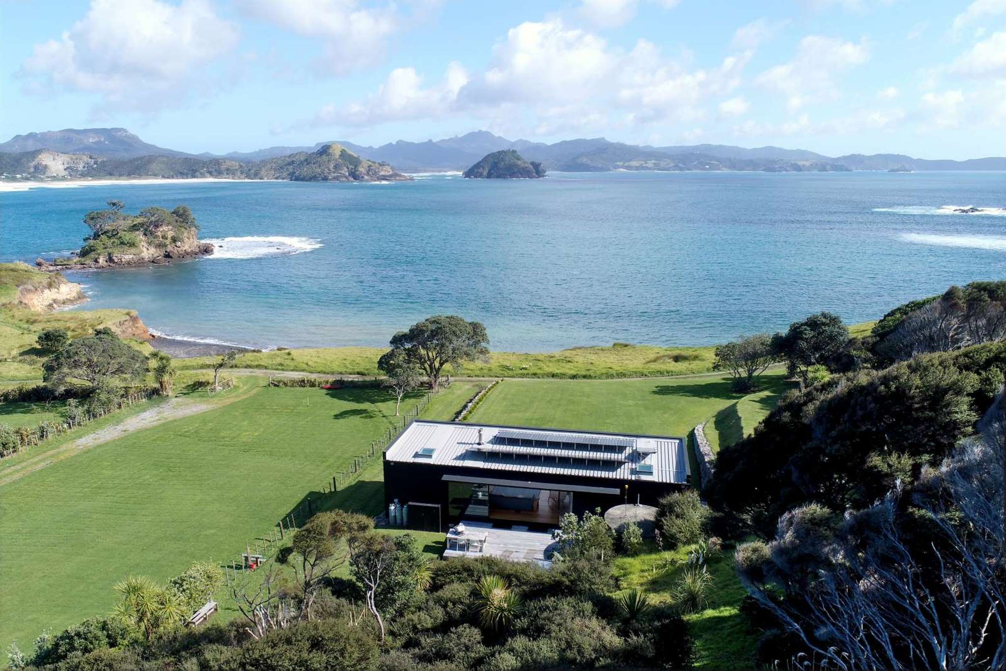 Inside Storm Cottage: Fearon Hay’s off‑grid retreat at Great Barrier Island