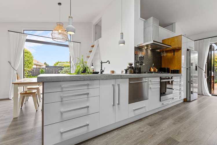 15a Barrett Road Whalers Gate_23