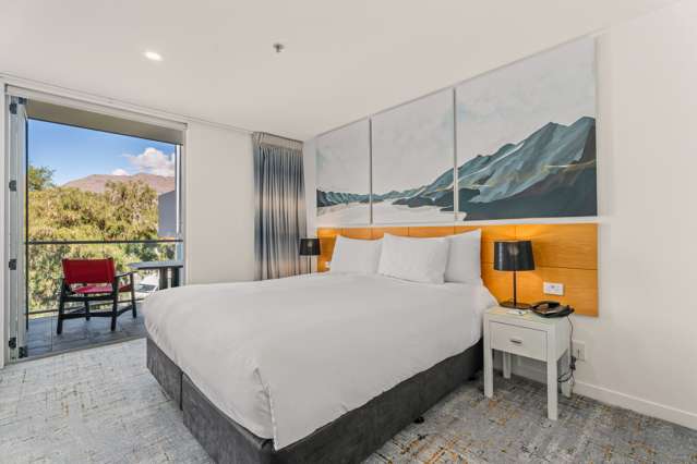 211/21 Stanley Street Queenstown_3