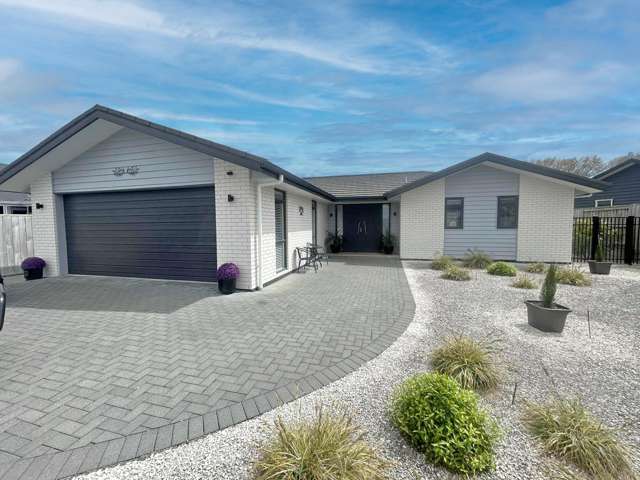 Effortless luxury living in Rangatira Park