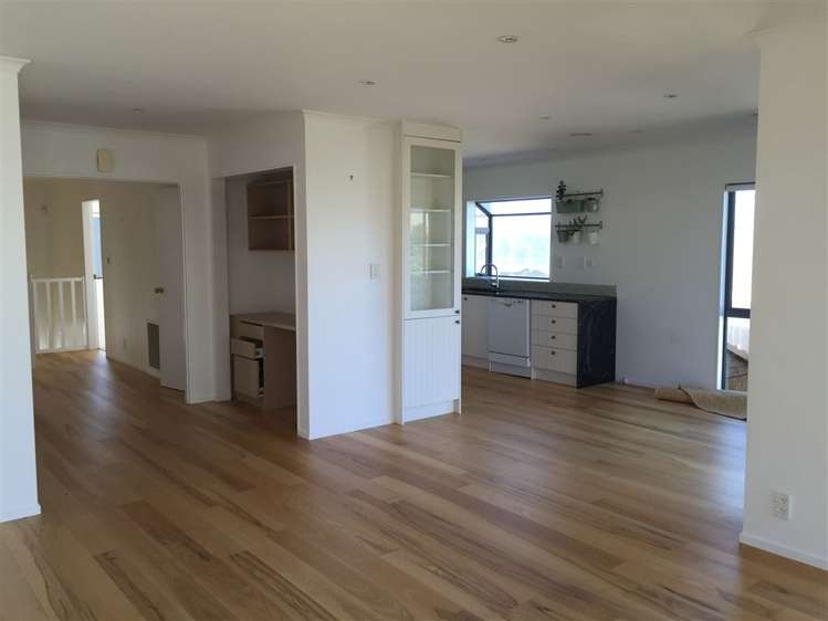 73 Dress Circle Newlands_3