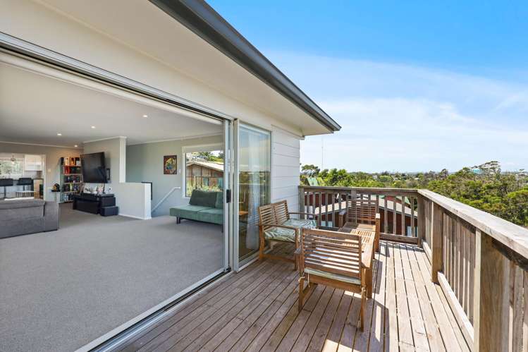 54 Chorley Avenue Massey_11