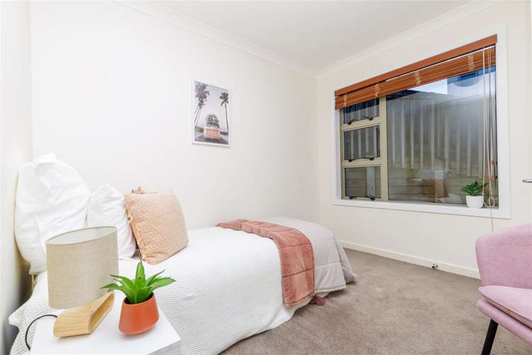 22 Sandybrow Churton Park_14