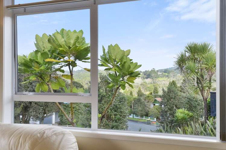 7 Easter Parade Glen Eden_12