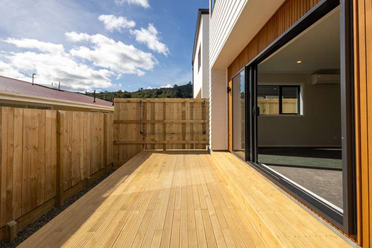 1-2 Helvetia Grove Naenae_8