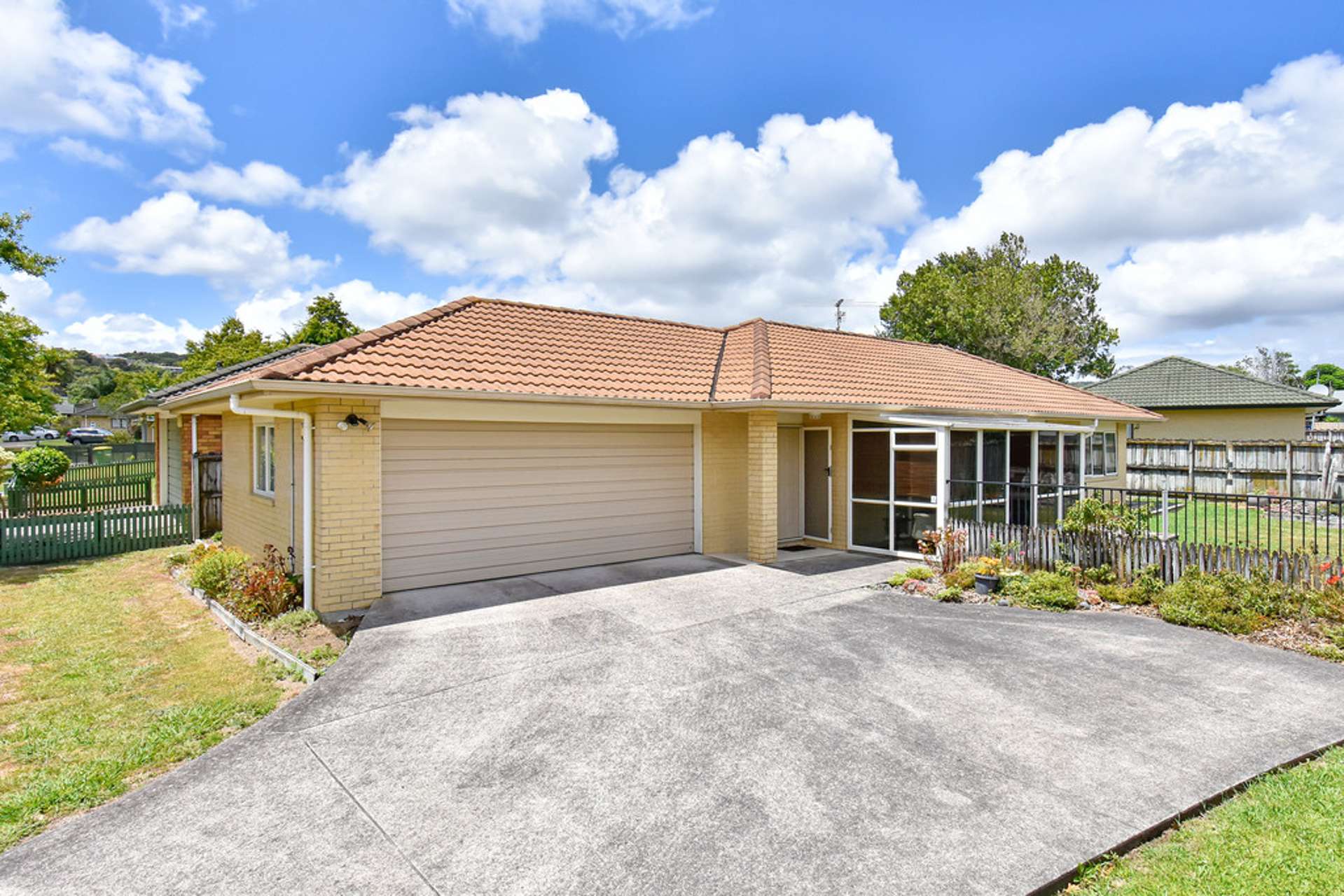 43 Carisbrook Crescent Papakura_0