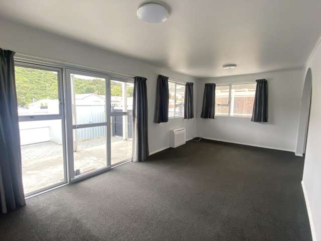 94 Waikawa Road 10728_3