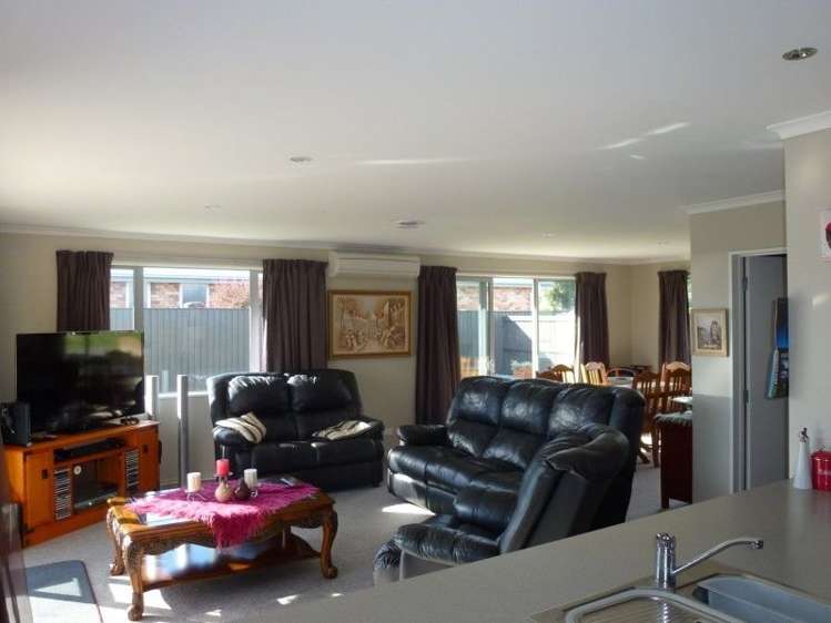 148 Coulson Road Paroa_5