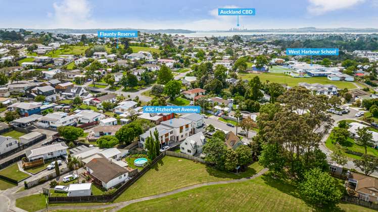 43c Fitzherbert Avenue West Harbour_24