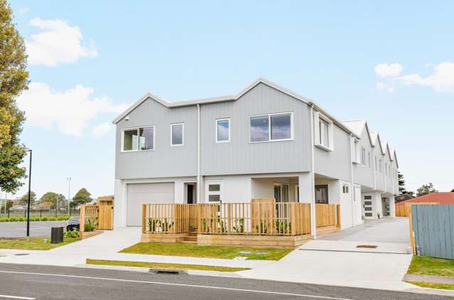 1 & 2/118 Links Avenue Mount Maunganui_2