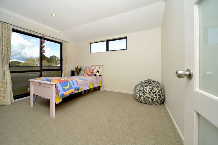 62 Mckenzie Road Mangere Bridge_15