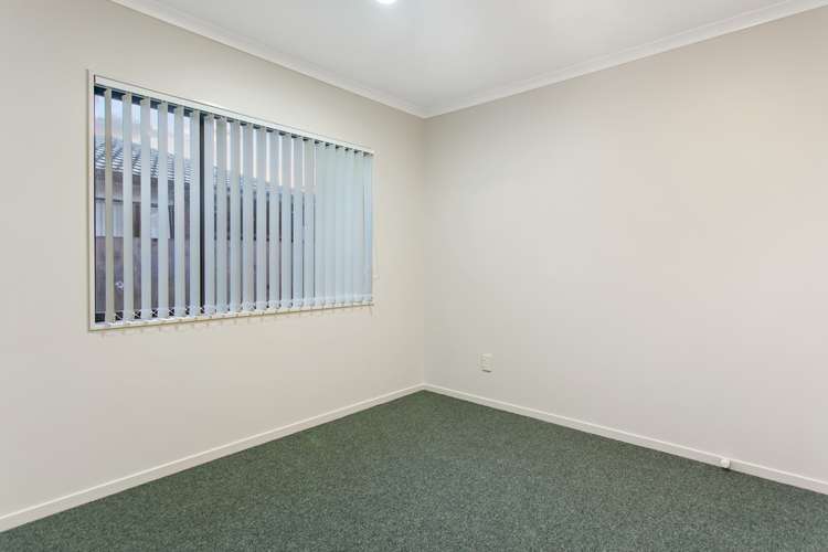 4 Neesons Way Glendene_9