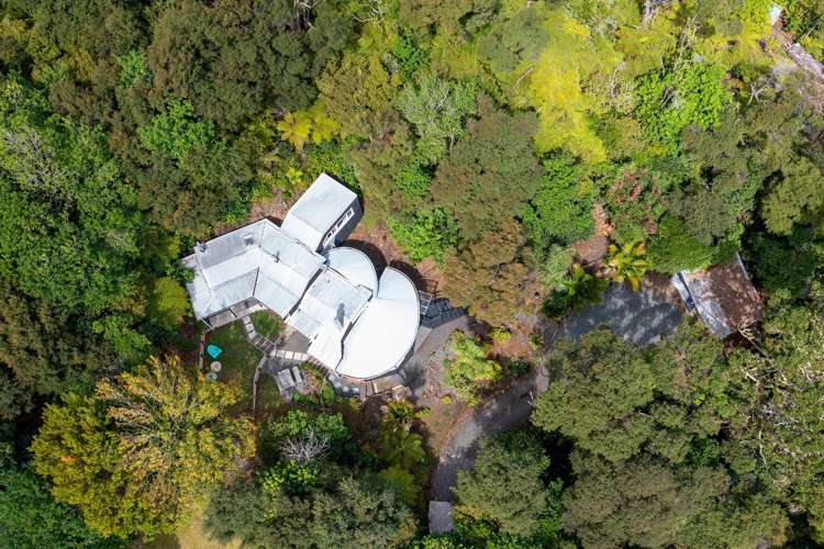 1080 Sandspit Road Sandspit_18