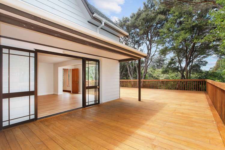 3 Herrings Cove Place Titirangi_6