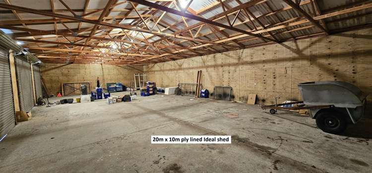 27 Mandeville Kingston Crossing Road Mandeville_14