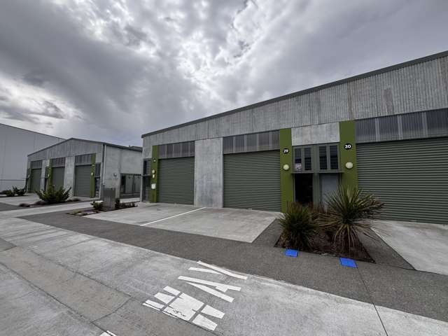 5 and 6/45 Bouverie Street Petone_1