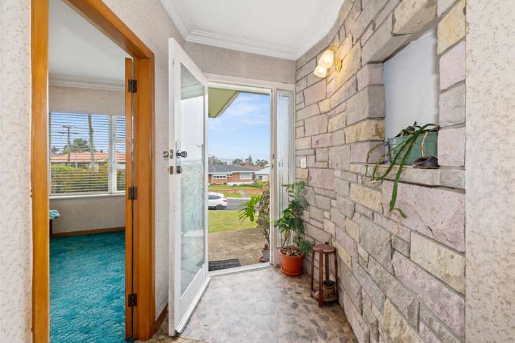 60 Jaemont Avenue Te Atatu South_12