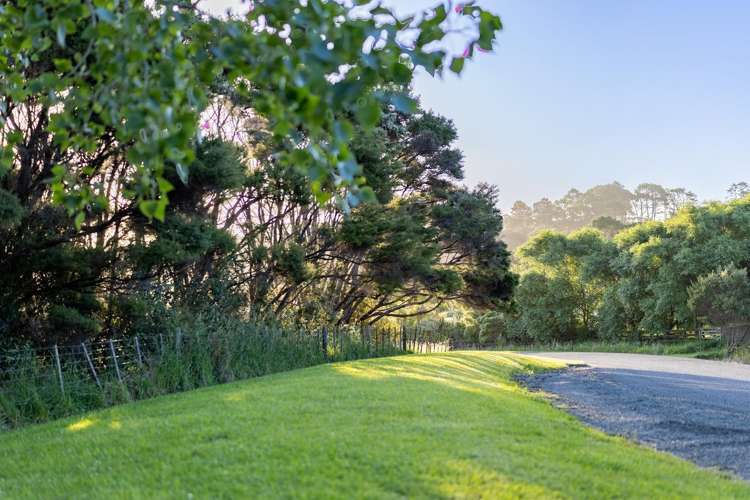 23 James Paige Lane Riverhead_4