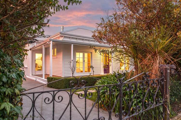 17 Martin Avenue Beckenham_18