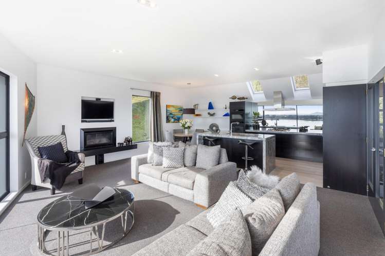 11a Te Awakura Terrace Mount Pleasant_6