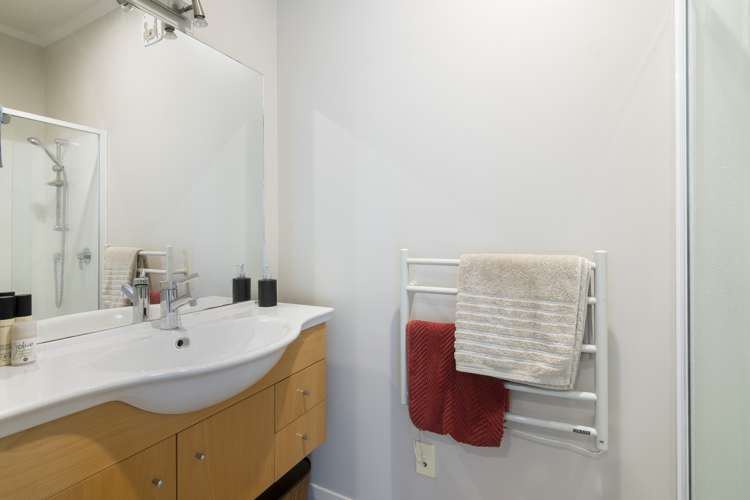 15 Heemskerck Place Britannia Heights_11