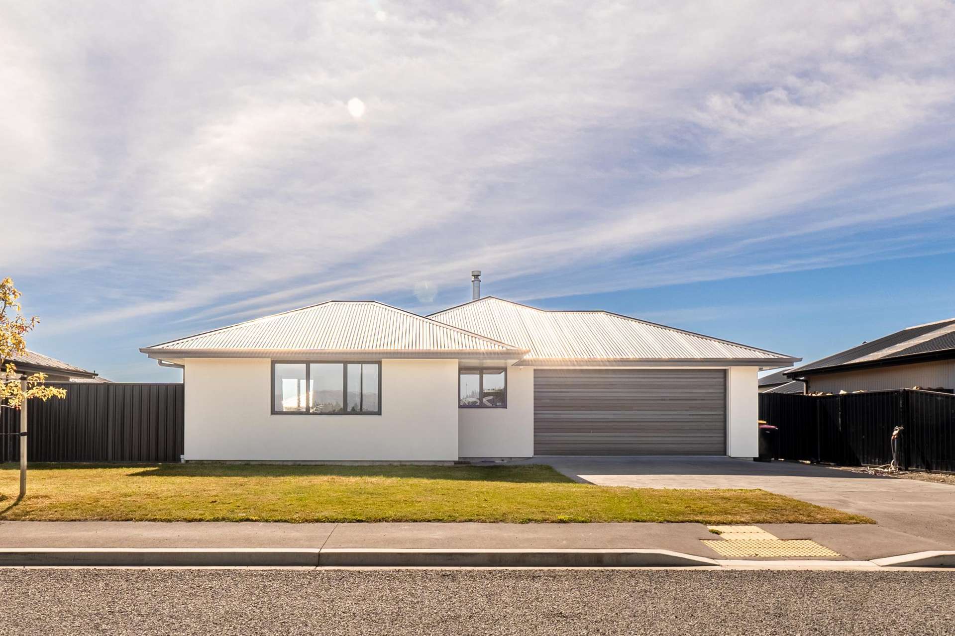 27 Lakeland Avenue Twizel_0